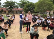 Công an huyện Cư Jút phối hợp hợp công ty xe máy Huân lai Hương tổ chức tuyên truyền ATGT cho học sinh Công an huyện Cư Jút phối hợp hợp công ty xe máy Huân lai Hương tổ chức tuyên truyền ATGT cho học sinh