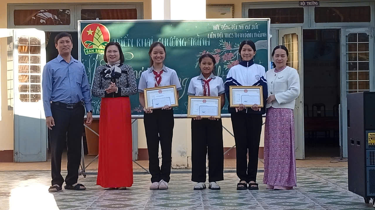 z7469826038737_17eb8a334fcfa7b14adf1265afddbcc6